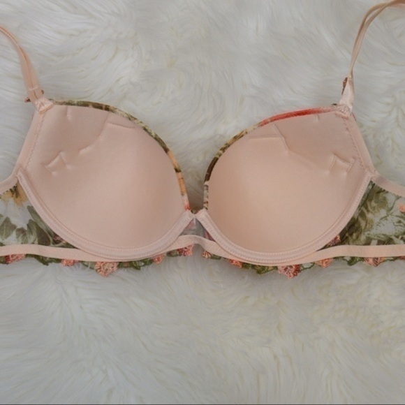 34C Lise Charmel Lace Tropical Floral Appliqué Underwire Bra - Picture 4 of 9